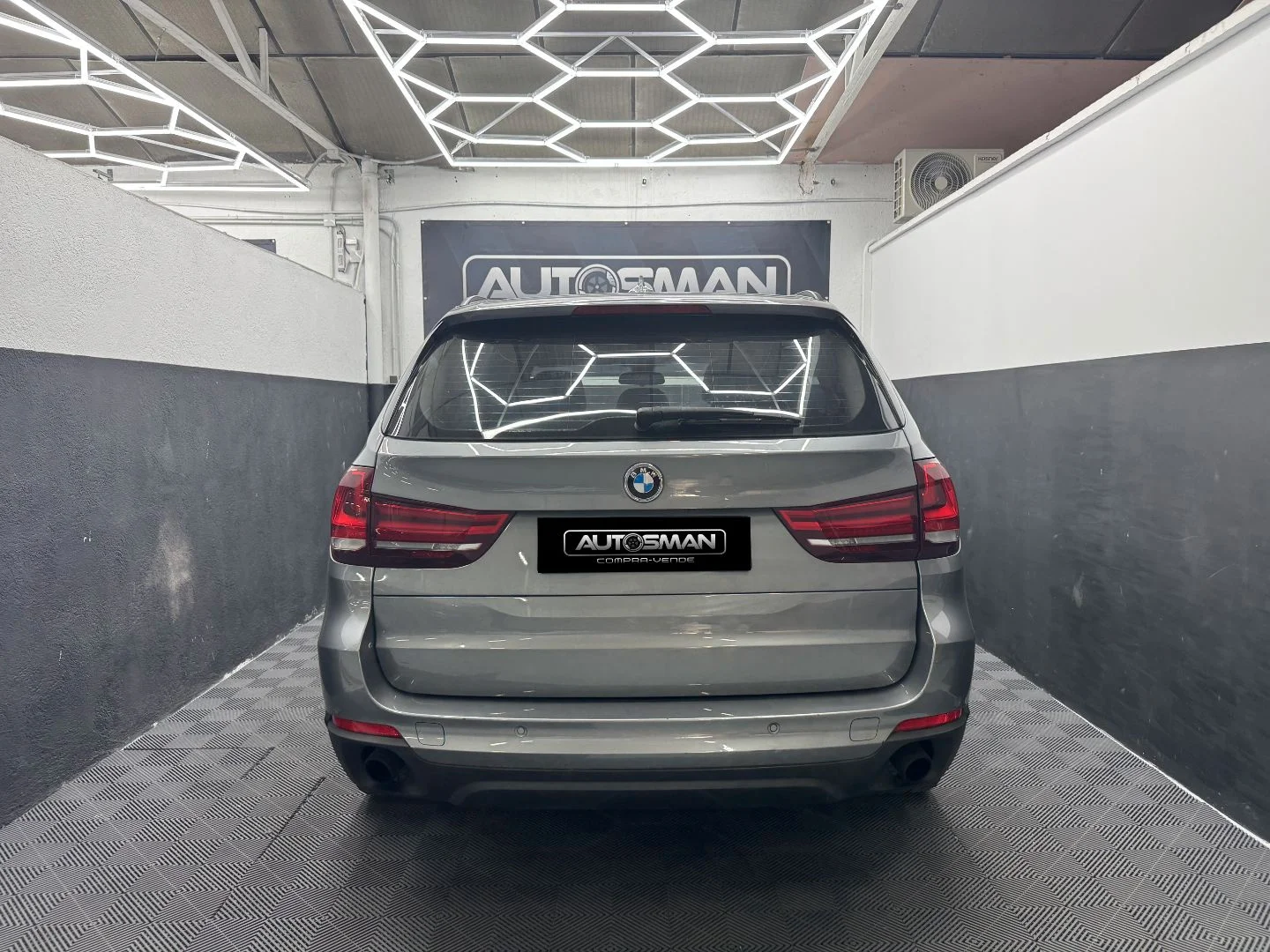 BMW X5 xDrive25D 2014 Diésel Gris - Motor